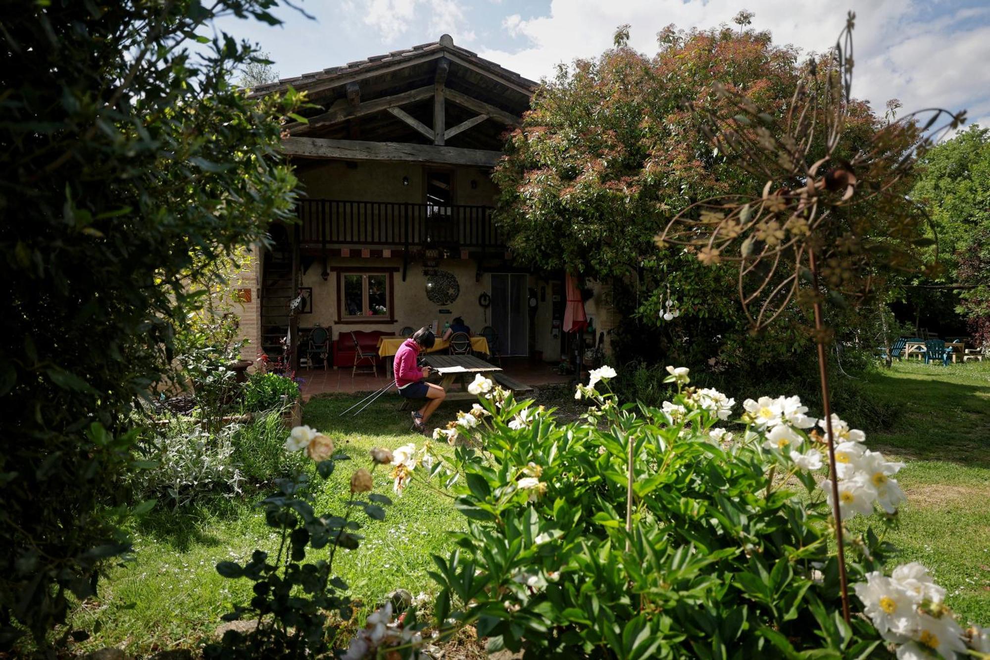 Le Grange Hostel Giscaro Exterior photo